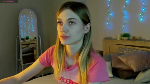 cherry_pr1ce online show from May 2026 11:11:01 PM