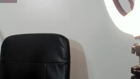 Snapshot of cherry_skinnyy_ chatting on August 2026 04:01:02 AM cherry online show from August 2026 04:01:02 AM