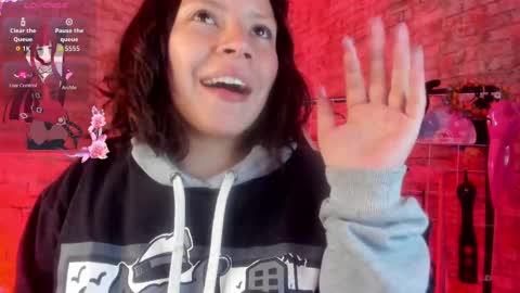 Snapshot of cherry_xoxx chatting on September 2025 11:14:01 AM online show from September 2025 11:14:01 AM