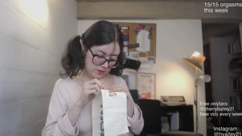 Sarah Prez online show from March 2026 04:27:01 AM