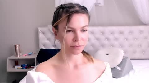 Anna online show from January 2025 01:20:02 AM