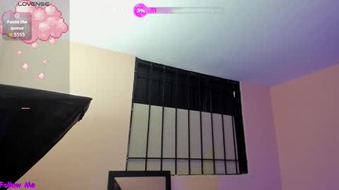 Sofia online show from December 2025 07:09:01 PM