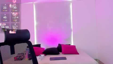 C H E R R Y online show from September 2025 11:54:02 AM