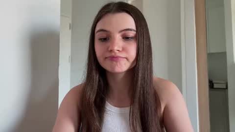 Lina online show from December 2024 08:23:02 AM