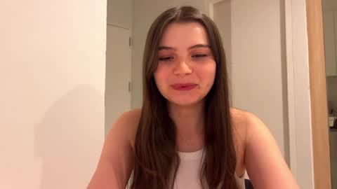 Lina online show from December 2024 11:18:01 AM