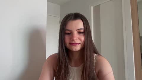 Lina online show from December 2024 04:28:02 AM