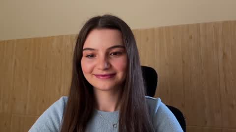 Lina online show from January 2025 08:18:02 AM