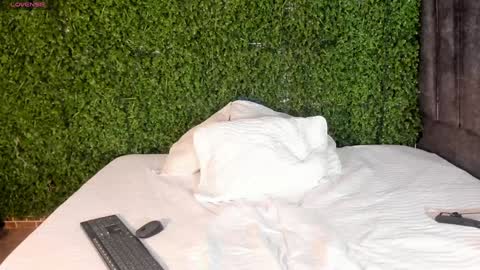 Snapshot of cherryfoxdaddy chatting on December 2024 03:19:01 PM Cherry online show from December 2024 03:19:01 PM