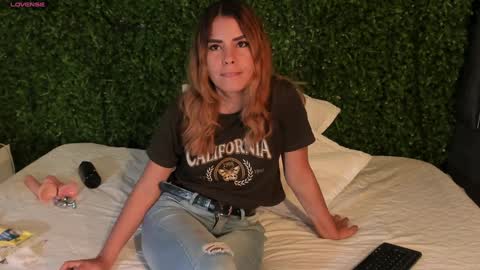 Snapshot of cherryfoxdaddy chatting on January 2025 07:13:02 PM Cherry online show from January 2025 07:13:02 PM