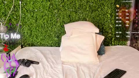 Snapshot of cherryfoxdaddy chatting on February 2025 04:52:01 PM Cherry online show from February 2025 04:52:01 PM