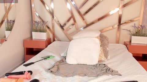 Snapshot of cherryfoxdaddy chatting on February 2025 08:14:02 PM Cherry online show from February 2025 08:14:02 PM