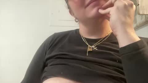 Snapshot of cherryjune chatting on February 2025 08:57:01 PM CherryJune online show from February 2025 08:57:01 PM