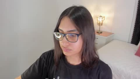 Cherry online show from November 2025 12:22:01 PM