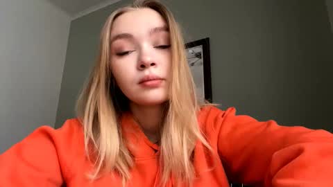 Lei online show from December 2025 03:23:02 AM