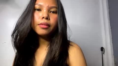 Snapshot of cherrynovax chatting on June 2026 06:05:02 AM Bella online show from June 2026 06:05:02 AM