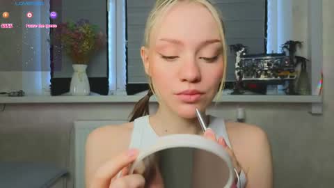 Lysia online show from April 2026 04:50:01 AM