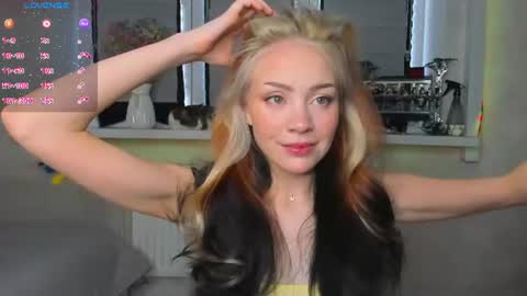Lysia online show from June 2026 02:59:02 PM