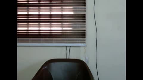 Snapshot of cherryredcunt chatting on February 2025 06:33:01 AM cherryredcunt online show from February 2025 06:33:01 AM