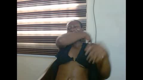 Snapshot of cherryredcunt chatting on February 2025 09:43:01 AM cherryredcunt online show from February 2025 09:43:01 AM