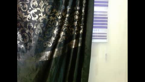 Snapshot of cherryredcunt chatting on March 2025 07:04:02 AM cherryredcunt online show from March 2025 07:04:02 AM