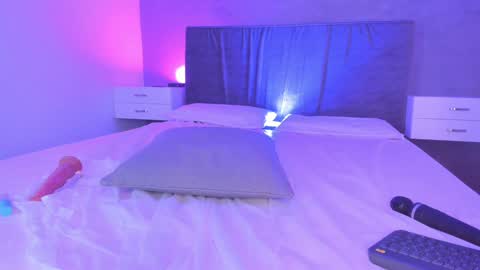 Snapshot of cherrysnow_ chatting on February 2025 10:08:02 AM Cherry online show from February 2025 10:08:02 AM