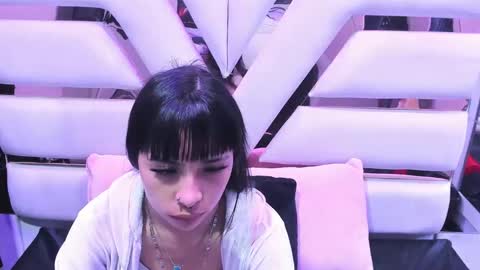 cherrysweetl_ online show from June 2026 12:59:01 PM