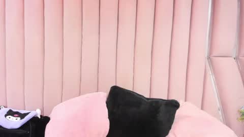 cherrysweetl_ online show from June 2026 01:26:02 PM