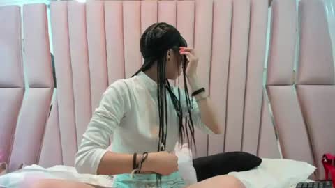 cherrysweetl_ online show from July 2026 01:15:02 PM