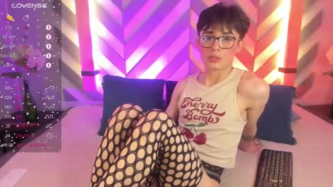 Snapshot of cherryy_boy chatting on February 2025 10:26:02 PM Matias online show from February 2025 10:26:02 PM