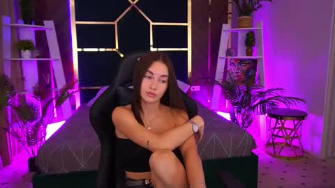 cherryylulu online show from September 2025 07:01:01 AM