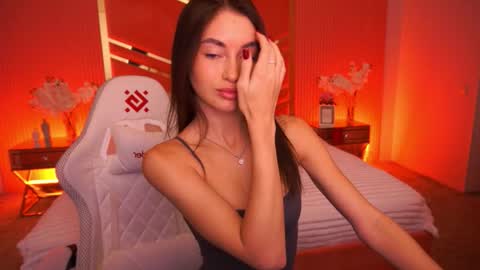 cherryylulu online show from October 2025 07:29:01 AM