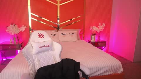 cherryylulu online show from November 2025 08:26:02 AM