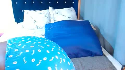 Snapshot of cherryyummy69 chatting on November 2025 11:36:02 AM cherryyummy69 online show from November 2025 11:36:02 AM