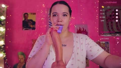 Snapshot of chery_lady22 chatting on December 2025 07:53:02 PM Banny online show from December 2025 07:53:02 PM