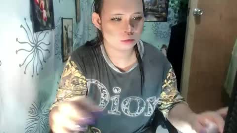 chescahotxxxl online show from January 2025 04:41:02 AM