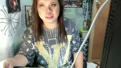 chescahotxxxl online show from January 2025 02:58:02 AM