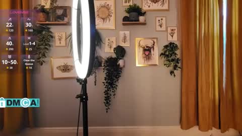 Chevi Blue online show from October 2025 01:45:02 PM