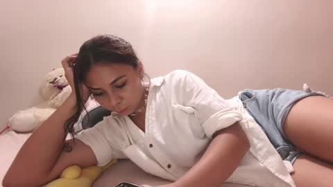 Snapshot of chiara_20 chatting on May 2026 01:56:01 AM Airam online show from May 2026 01:56:01 AM