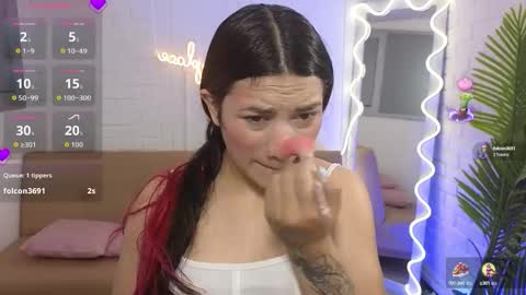 Chiara  online show from September 2025 11:34:02 AM