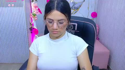 Chiara  online show from July 2026 07:18:01 PM
