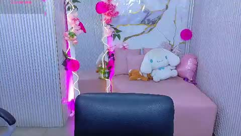 Chiara  online show from July 2026 06:43:01 PM
