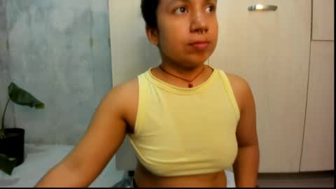 Chiara fustox online show from May 2026 12:30:01 AM