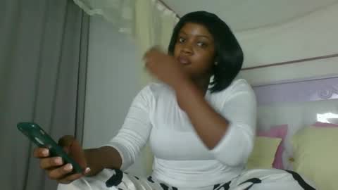 Queen online show from February 2026 04:49:02 PM