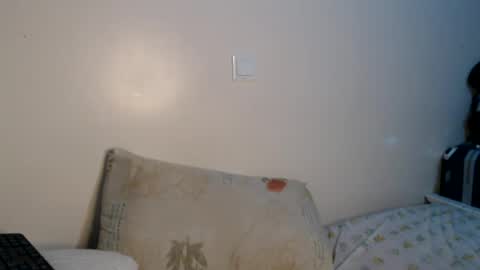 chichie_ online show from July 2026 05:43:02 AM