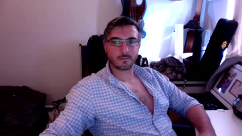Snapshot of chickenduck90 chatting on December 2024 04:21:02 PM ThisCheeseBetterBeGuda online show from December 2024 04:21:02 PM