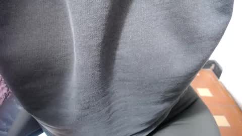 Snapshot of chiky_nastyy chatting on November 2025 04:17:02 PM Chikys online show from November 2025 04:17:02 PM