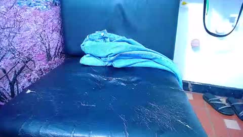 Snapshot of chiky_nastyy chatting on November 2025 04:31:02 PM Chikys online show from November 2025 04:31:02 PM