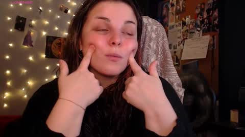 Snapshot of chill_saya chatting on October 2025 05:26:02 AM Saya online show from October 2025 05:26:02 AM