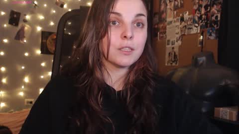 Snapshot of chill_saya chatting on October 2025 10:08:02 PM Saya online show from October 2025 10:08:02 PM