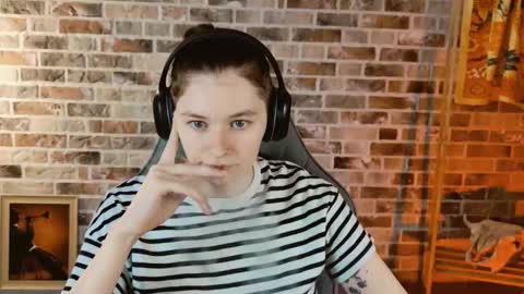 Bella online show from December 2025 09:49:01 AM